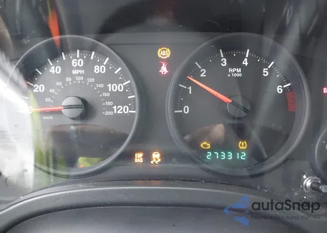 2009 Jeep Compass Sport z USA, uszkodzony, nr VIN 1J4FT47B79D102833